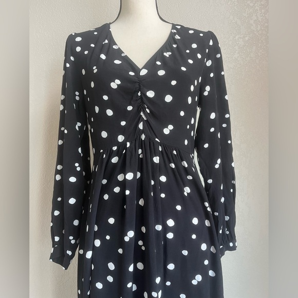 LOFT Dress Ruched - Picture 4 of 9